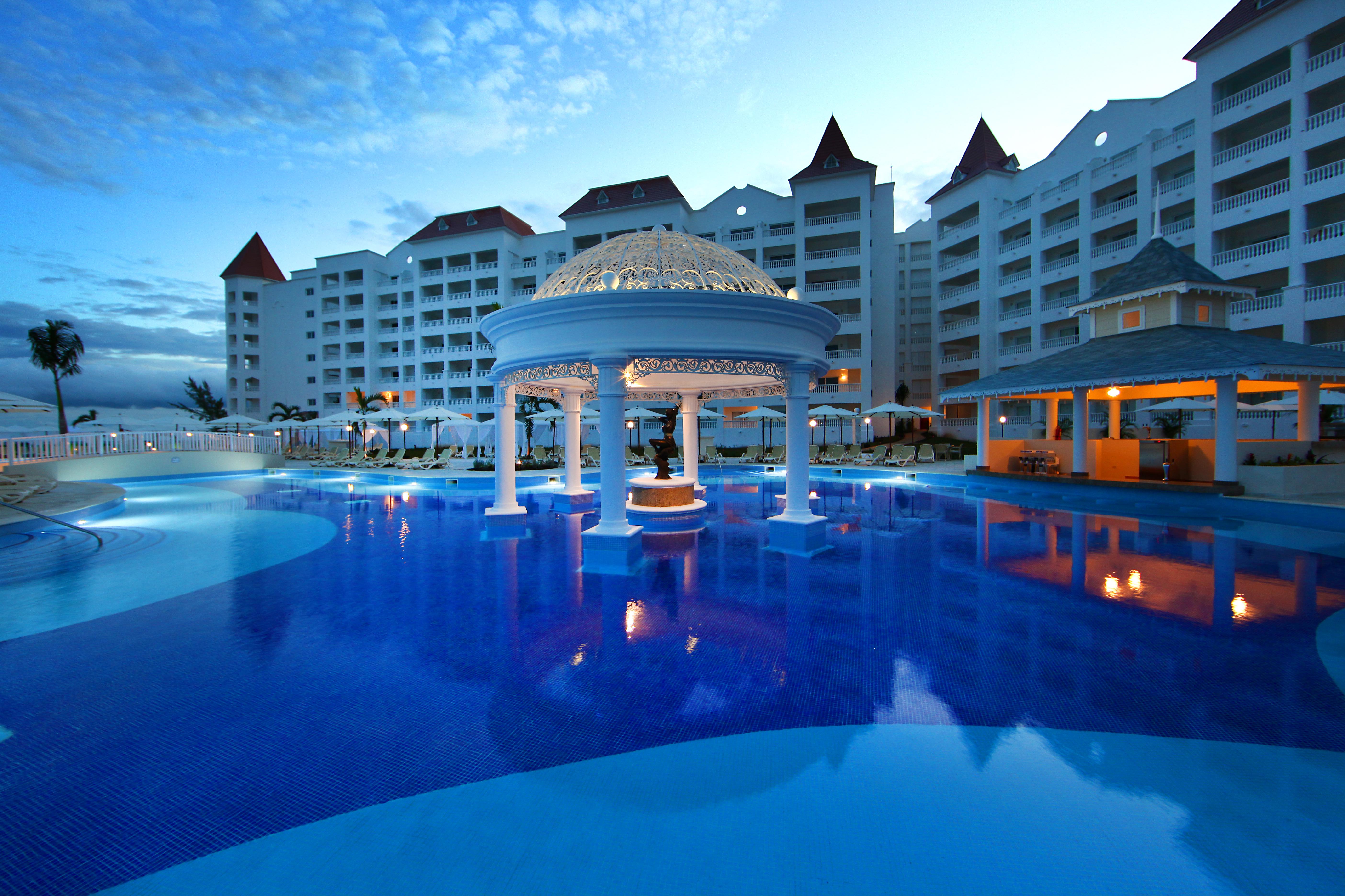 Bahia Principe Luxury Runaway Bay (Adults Only) Exterior photo