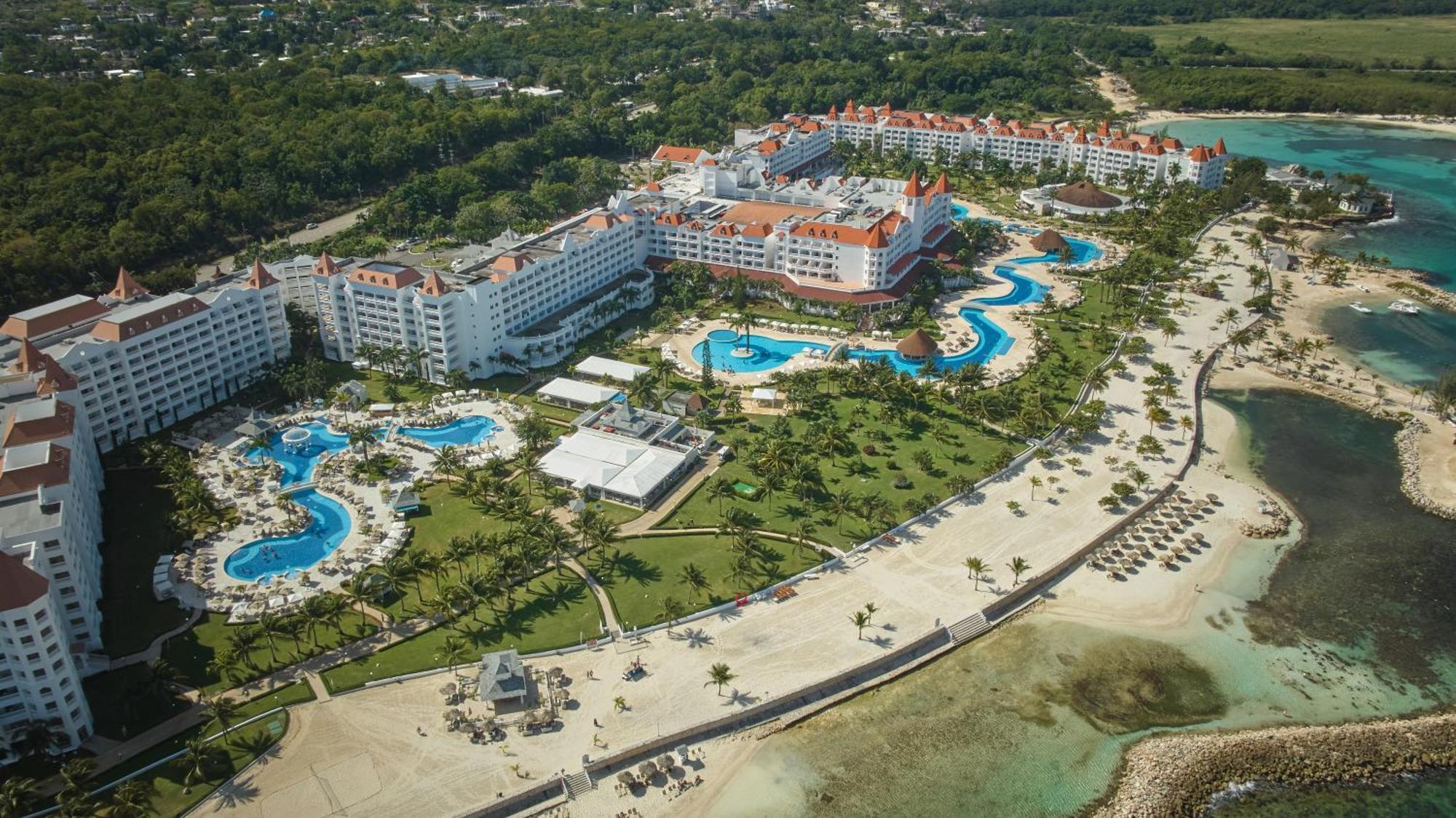 Bahia Principe Luxury Runaway Bay (Adults Only) Exterior photo