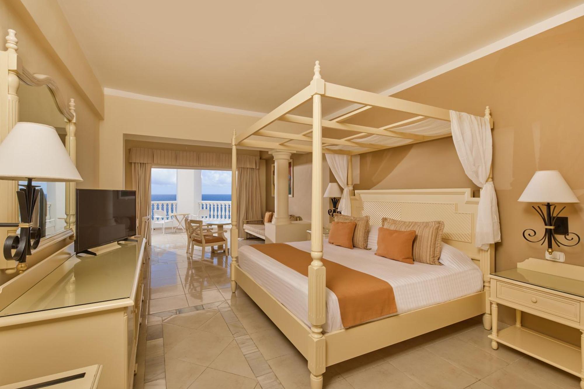 Bahia Principe Luxury Runaway Bay (Adults Only) Exterior photo