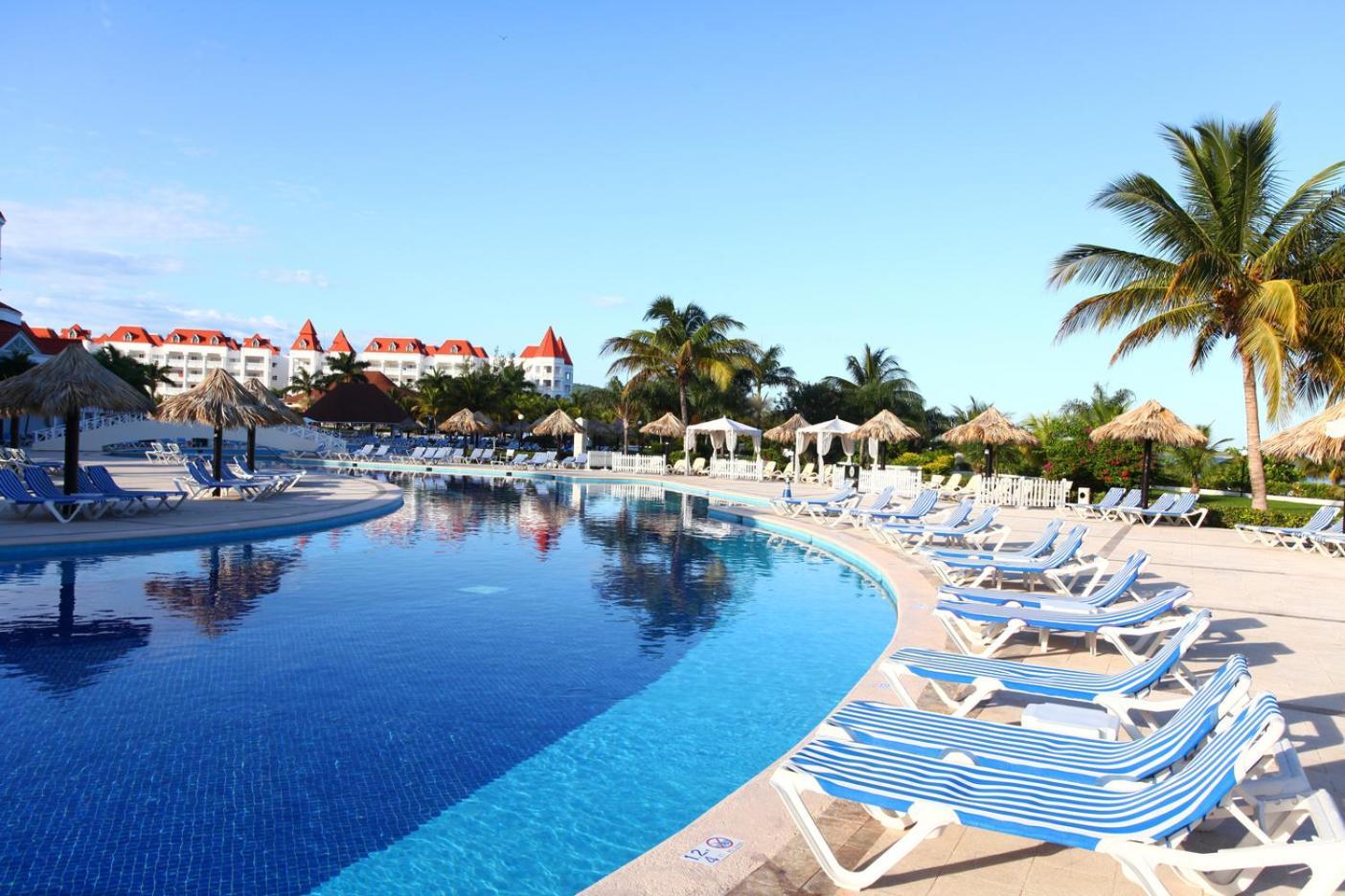 Bahia Principe Luxury Runaway Bay (Adults Only) Exterior photo